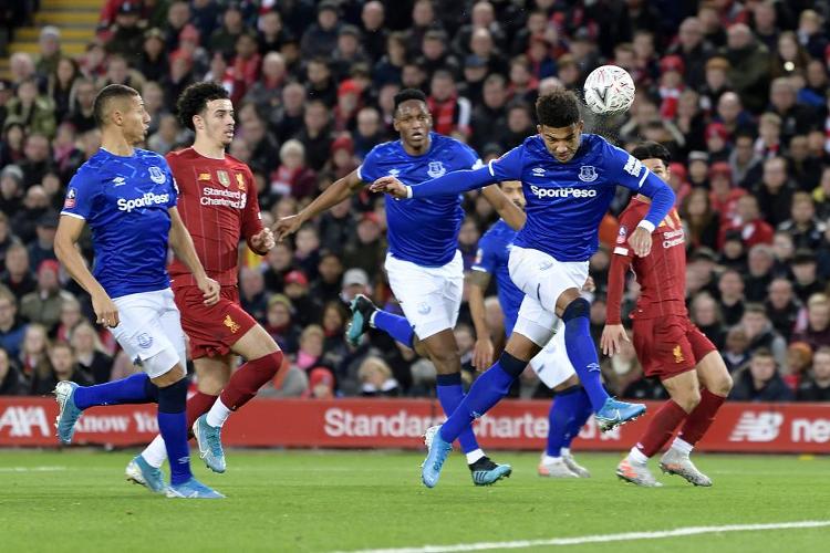 [中超]加布左路突破传中 梅伦多门前垫射破门