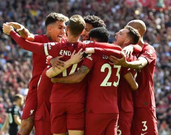 伦纳德&科林斯合砍51分 快船险胜活塞