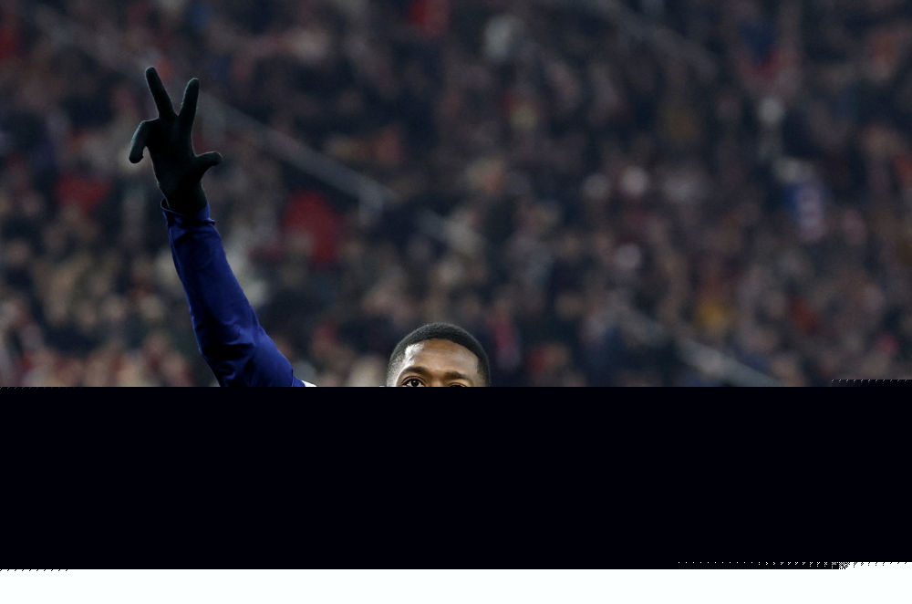 黄蜂半场36记三分追平NBA历史纪录