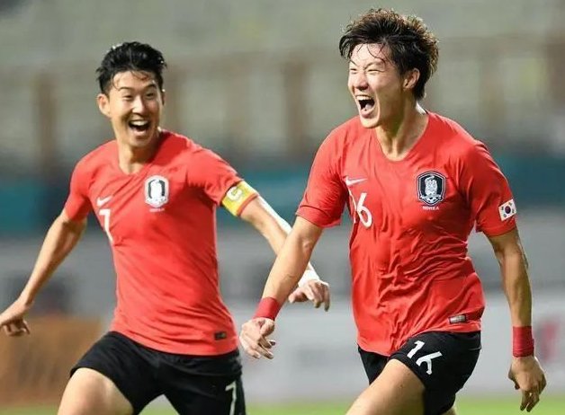 谢什科：梅开二度对提升我的信心很有帮助；进球来自于跑位